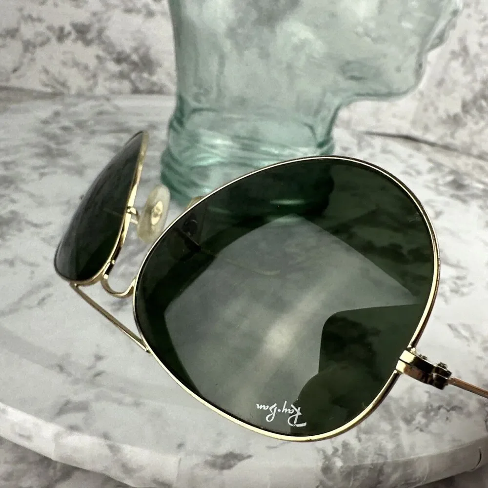 Ray Ban Vintage Aviator Large Gold Metal Sunglasses RB8026 Made‎ in Italy